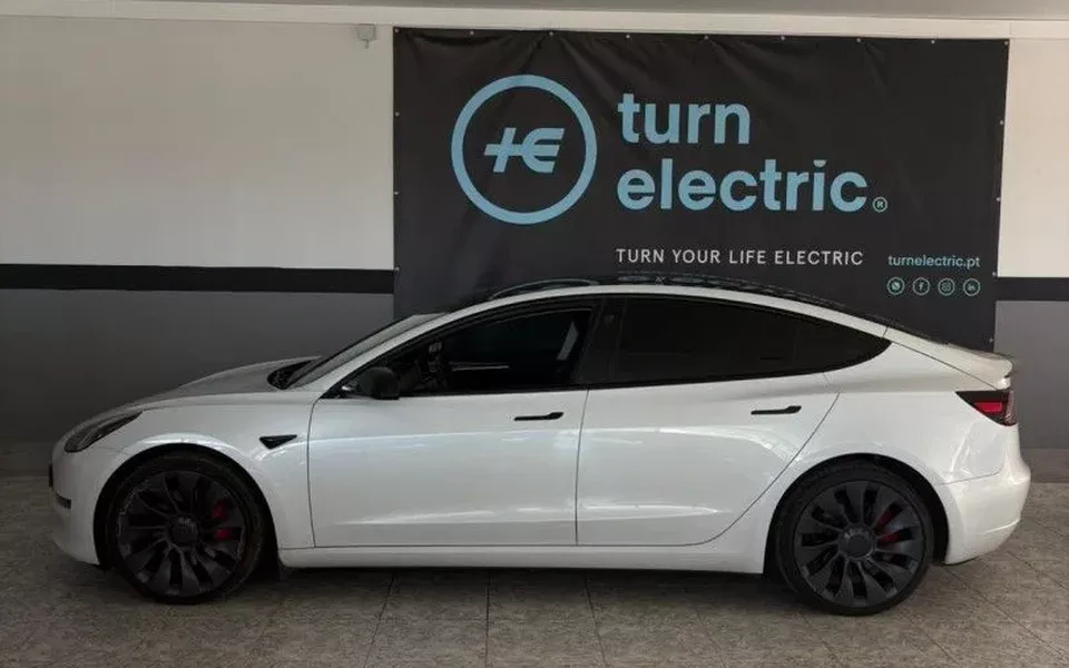 Tesla Model 3 Performance Dual Motor AWD