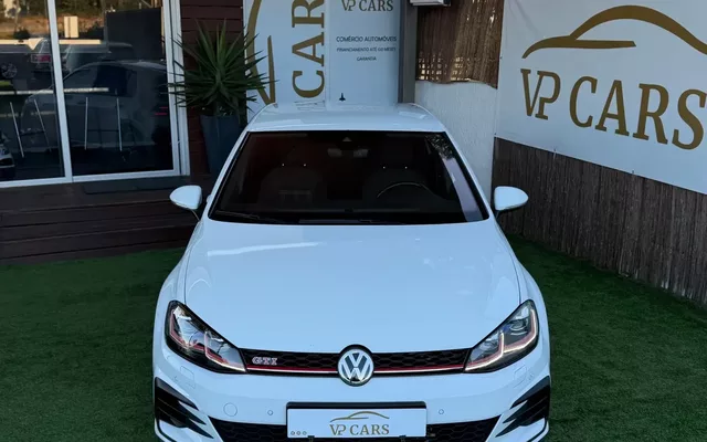 VW Golf 2.0 TSI GTI DSG Performance