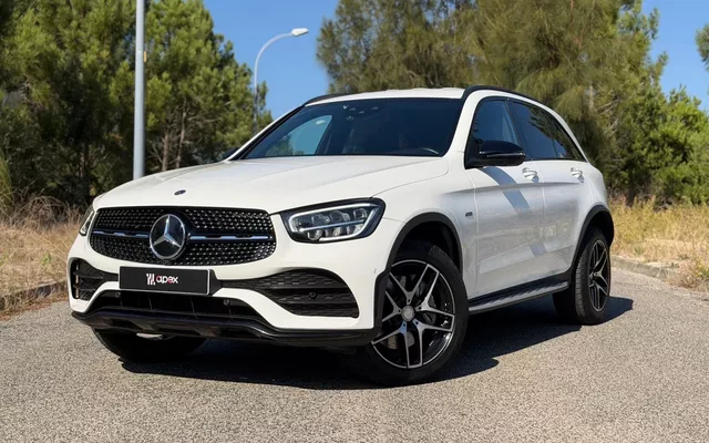 Mercedes-Benz GLC 300 de 4Matic 9G-TRONIC AMG Line