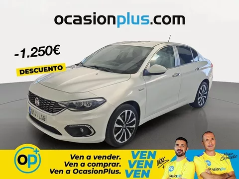 FIAT Tipo Tipo Sedán 1.3 Multijet II Lounge - 13200€ en Mont-ras