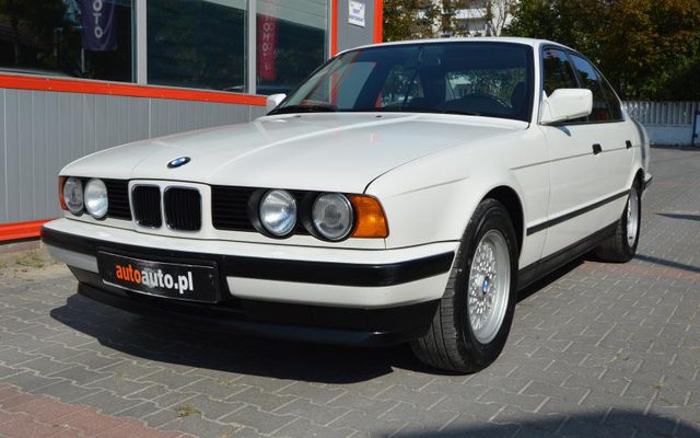 BMW SERIA 5 1988