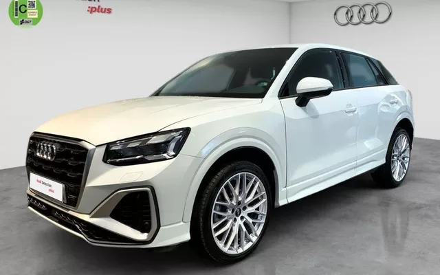 AUDI Q2 Q2 35 TDI Adrenalin S tronic 110kW