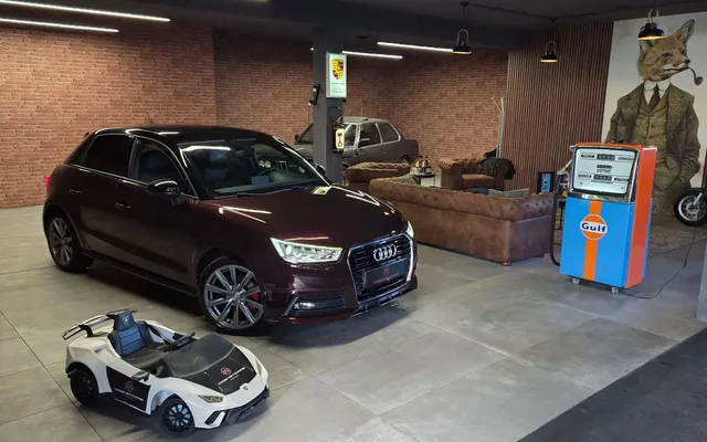 Audi A1 Sportback 1.6 TDI S-line