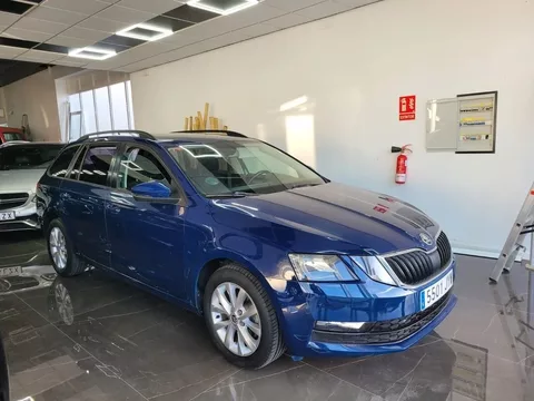 SKODA Octavia Octavia Combi 1.6TDI CR Ambition 110
