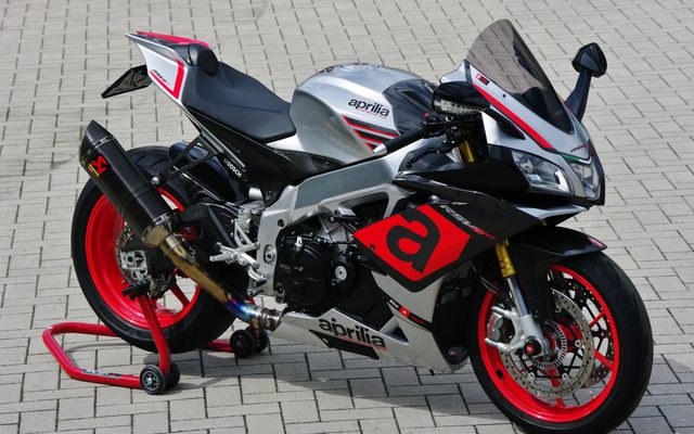 Aprilia RSV 4 RR