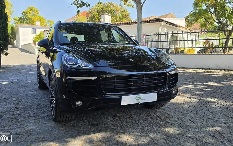 Porsche Cayenne S E-Hybrid Platinum Edition