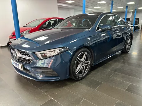 MERCEDES-BENZ Clase A A 200 Sedán