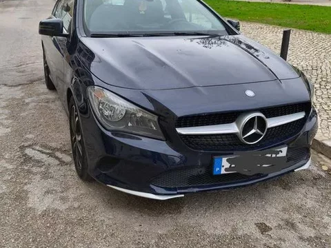 Mercedes-Benz CLA 180