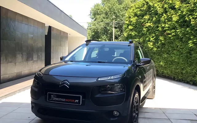 Citroën C4 Cactus 1.6 e-HDi Shine ETG6 92g