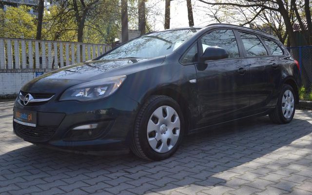 Opel ASTRA 2015