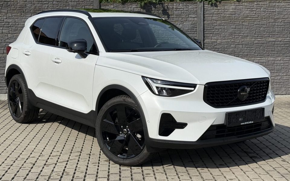 Volvo XC40 B3 Black Edition Automaat