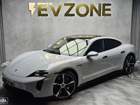 Porsche Taycan Turbo