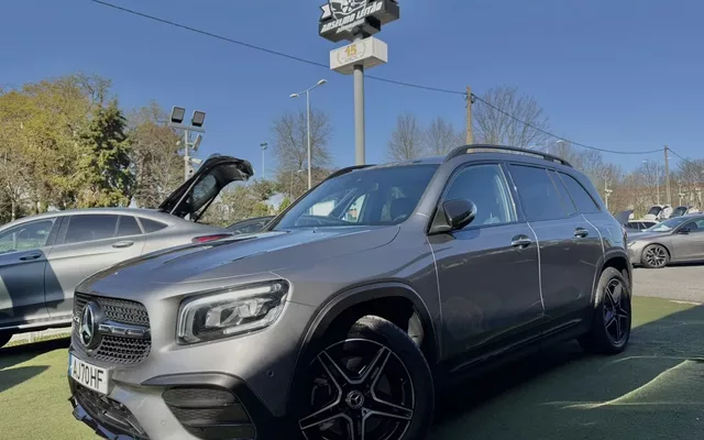Mercedes-Benz GLB 220 d AMG Line