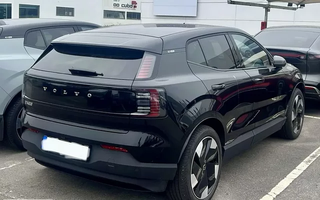 Volvo EX30
