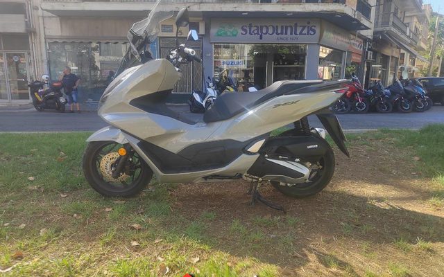 Honda Pcx 125 1Χέρι,Άριστο,8320χλμ,Εδεσμεύθη 2024
