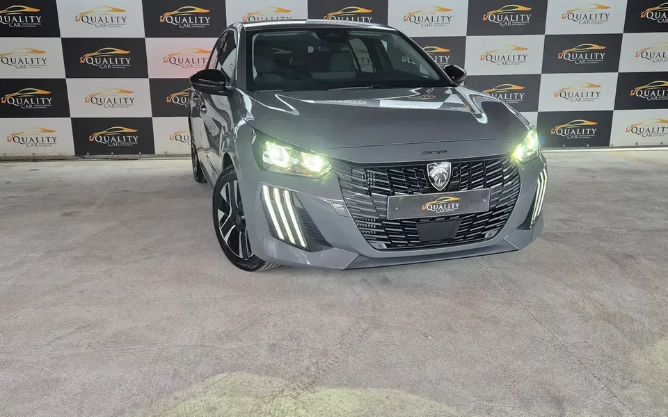 Peugeot 208 PureTech 100 Allure Pack