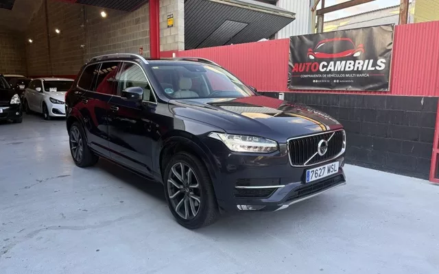 VOLVO XC90 XC90 D5 Momentum AWD 225 Aut.