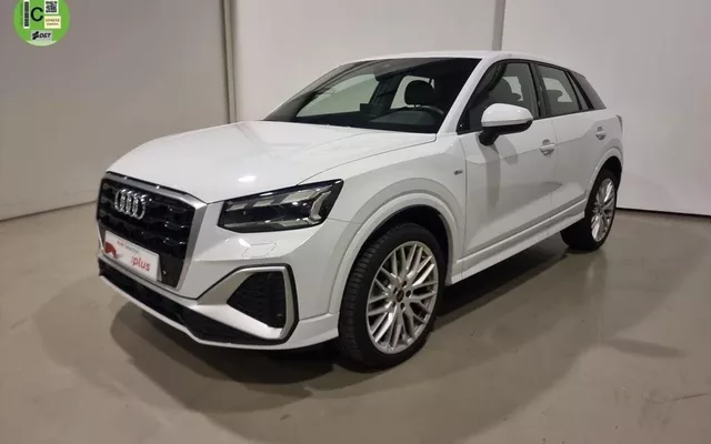 AUDI Q2 Q2 35 TDI Adrenalin S tronic 110kW