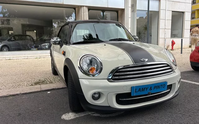 MINI Cabrio Cooper D