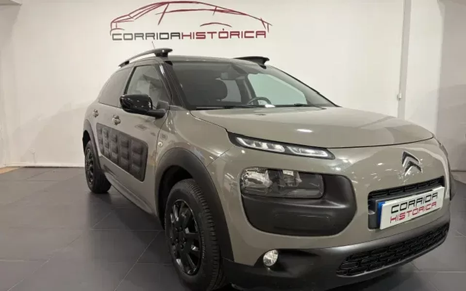 Citroën C4 Cactus 1.5 BlueHDi Shine Pack