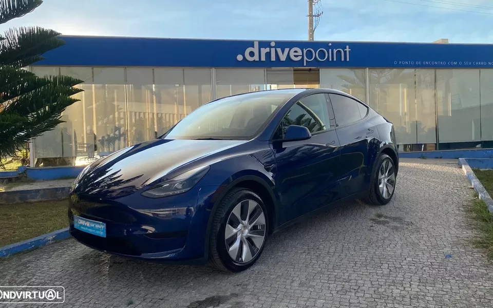 Tesla Model Y Standard