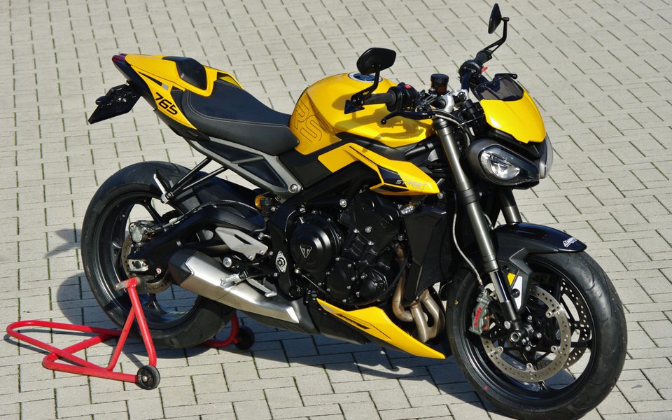 Triumph Street Triple RS 765