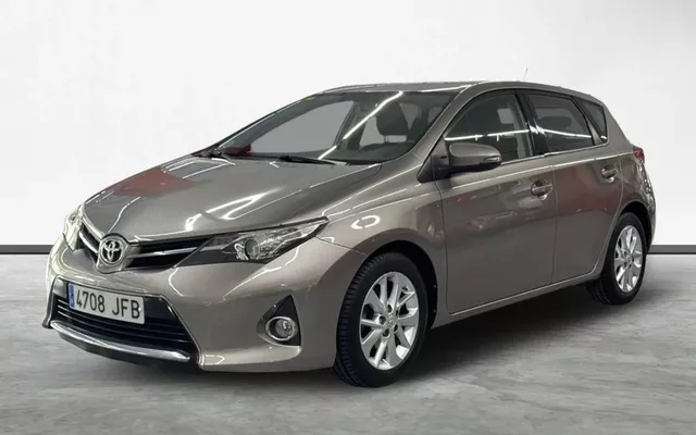 TOYOTA Auris Auris 90D Active