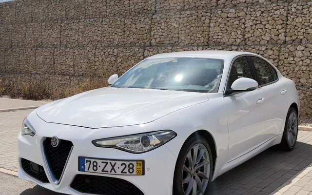 Alfa Romeo Giulia 2.2 D Sprint AT8