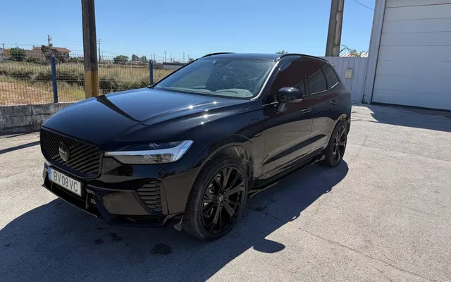 Volvo XC 60 2.0 T6 PHEV Black Edition