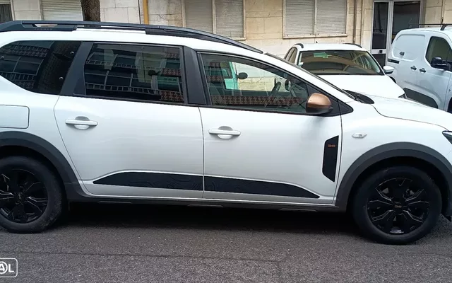 Dacia Jogger 1.0 ECO-G SL Extreme 7L Bi-Fuel