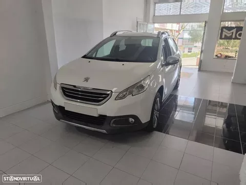 Peugeot 2008 1.2 PureTech Style