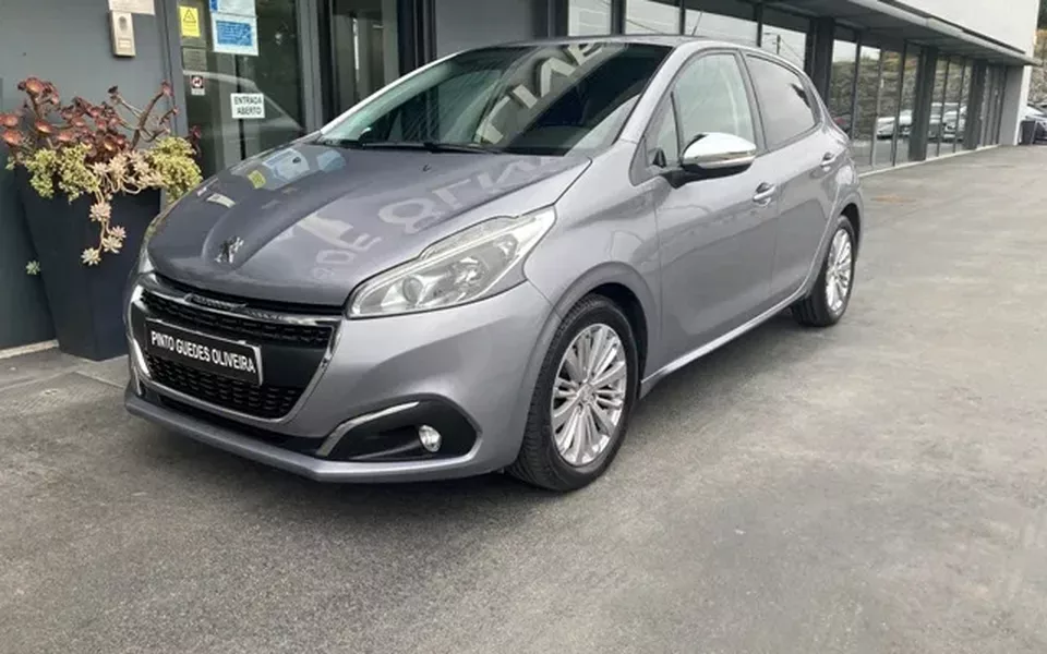 Peugeot 208 1.5 BlueHDi Signature