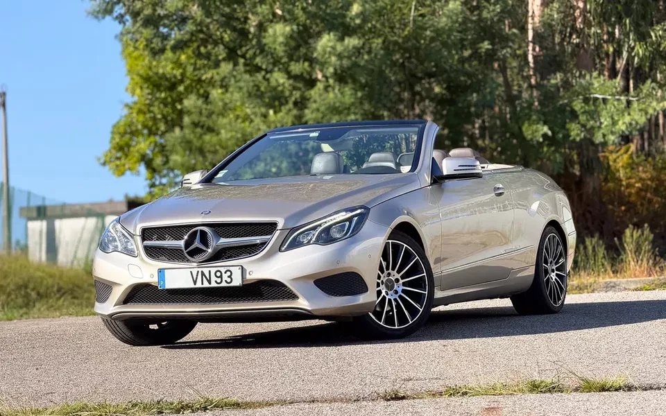 Mercedes-Benz E 220 CDi BlueEfficiency Auto