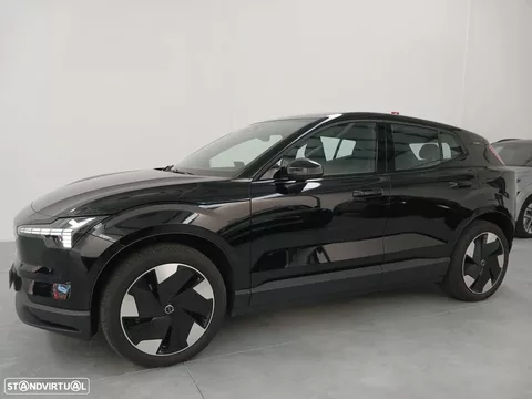Volvo EX30 69 kWh Single Motor Extended Range Black Edition