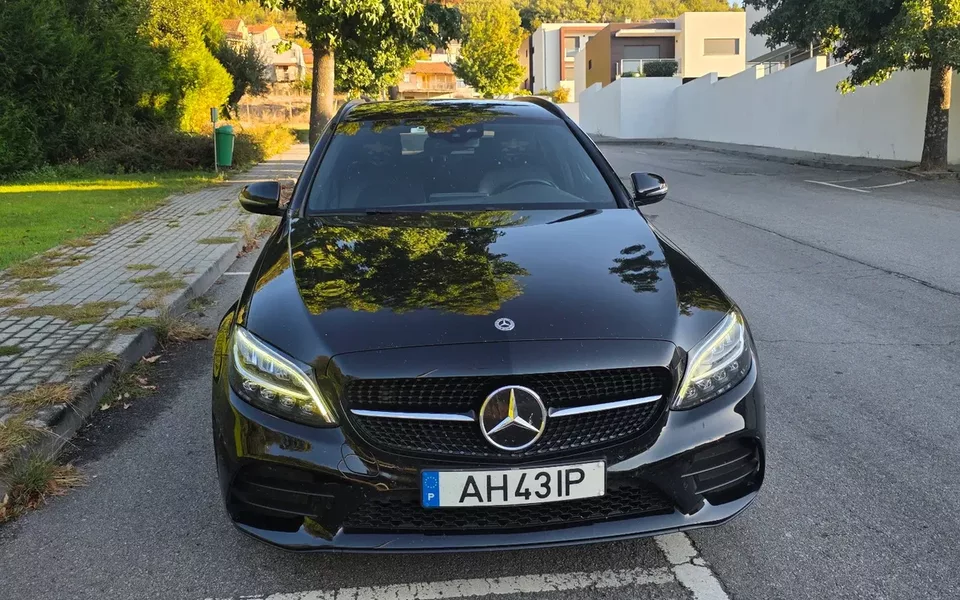 Mercedes-Benz C 300 de AMG Line
