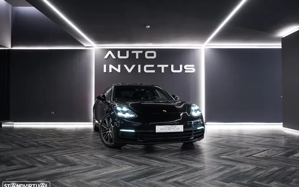 Porsche Panamera Sport Turismo 4 E-Hybrid 10 Years Edition