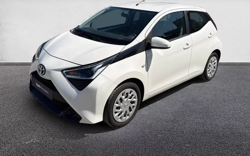TOYOTA AYGO 1.0 VVT-i x-play