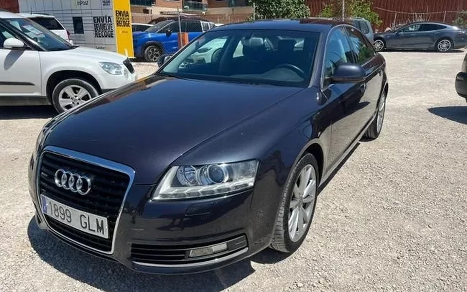 AUDI A6 4.2 FSI 350 CV quattro tiptronic - 13500€ en Torredembarra