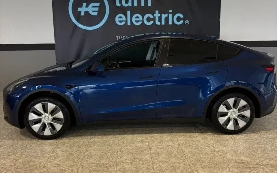 Tesla Model Y Tração Traseira
