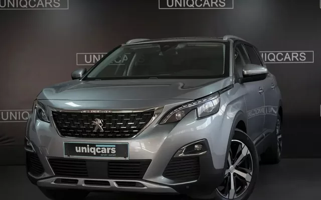 Peugeot 5008 BlueHDI 130 EAT8 Allure Business-Pack
