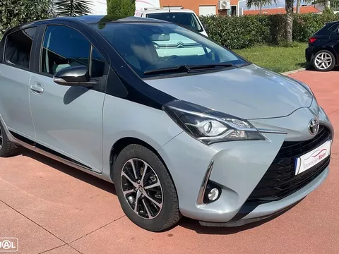Toyota Yaris 1.0 VVT-i Comfort c/ Design-Pack