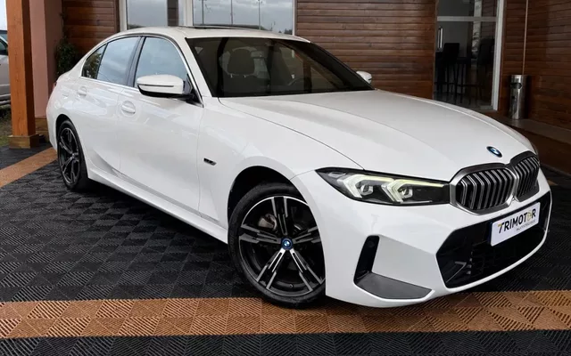 BMW 330 e Pack M Auto