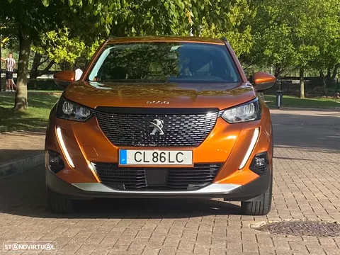 Peugeot 2008 PureTech 100 Allure