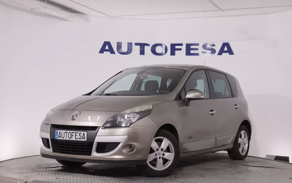 Renault Scenic 1.4 TCE FAMILY 130CV 5P # TECHO PANORAMICO ELE,NAVI,PARKTRONIC