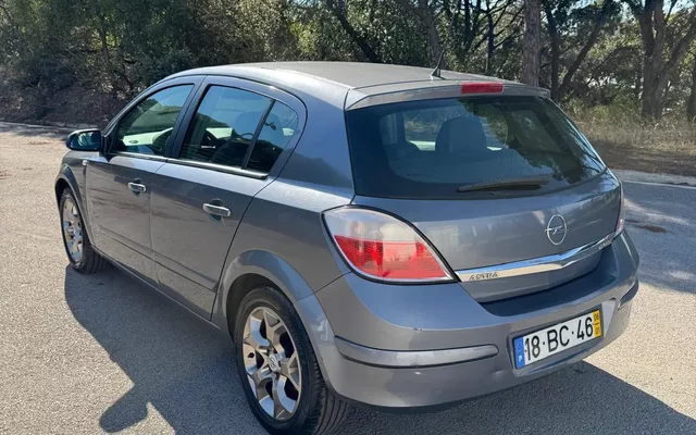 Opel Astra 1.7 CDTi Cosmo M6