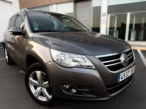 VOLKSWAGEN Tiguan Tiguan 2.0TDI BMT Country 4M DSG 140