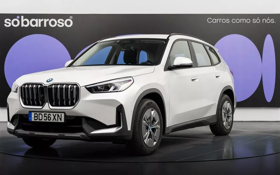 BMW iX1 xDrive30
