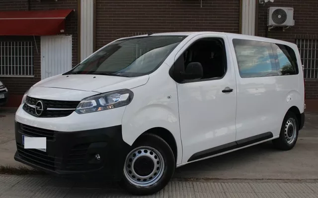 OPEL Vivaro Combi M1 Vivaro Combi 1.5D S Carga Standard 100