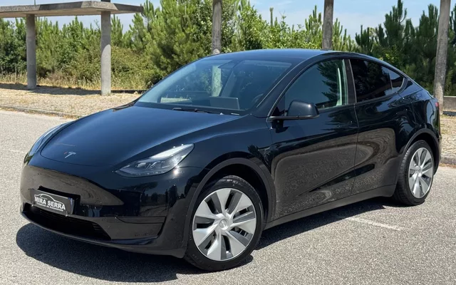 Tesla Model Y Tração Traseira