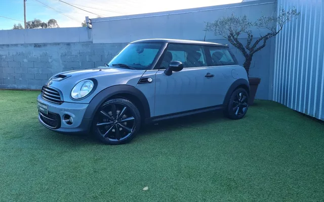 MINI 3 Portas One D